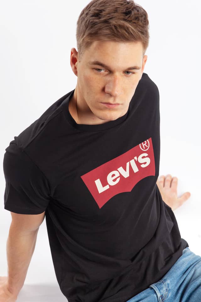 Koszulka Levi's GRAPHIC SETIN NECK 0137 BLACK