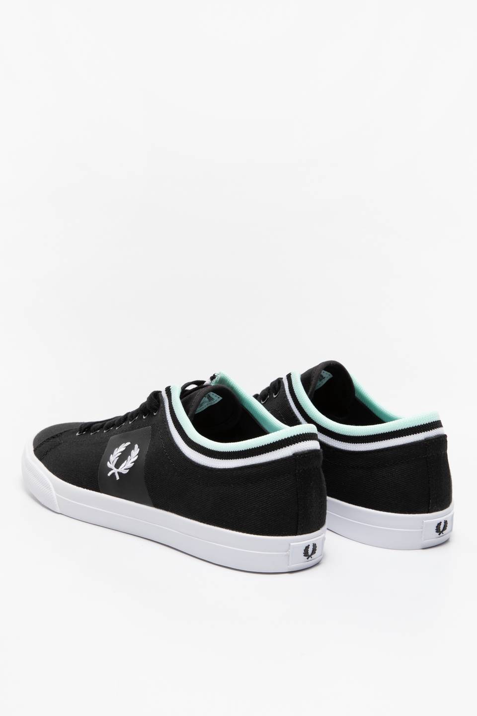 Sneakers Fred Perry SNEAKERY UNDERSPIN TIPPED CUFF TWILL B7106-184